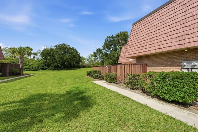 2904 SW Sunset Trace Circle, Palm City, FL 34990