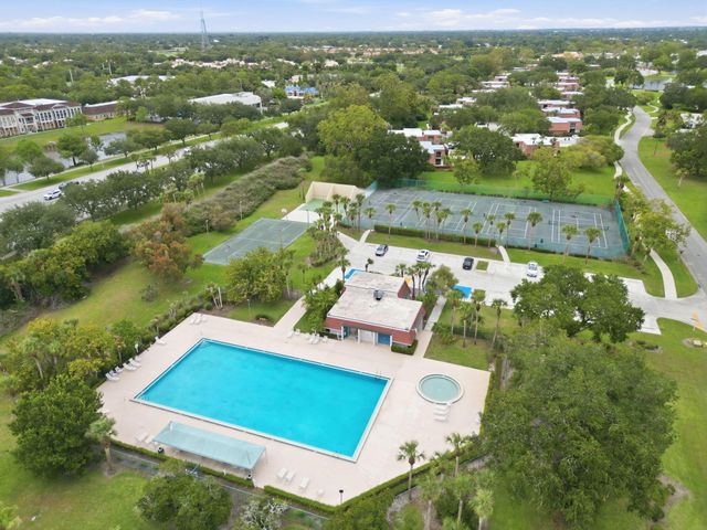2904 SW Sunset Trace Circle, Palm City, FL 34990