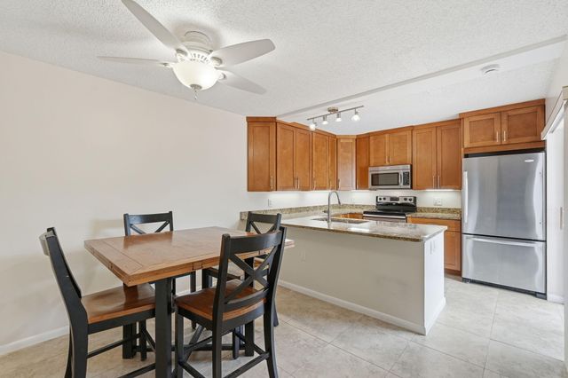 2904 SW Sunset Trace Circle, Palm City, FL 34990