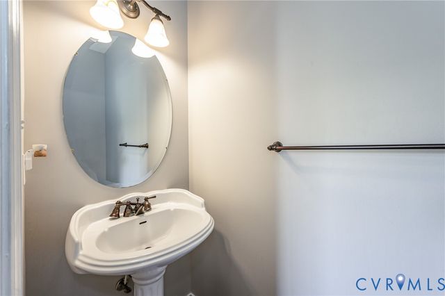 4724 Coachmans Landing Ct, Glen Allen, VA 23059