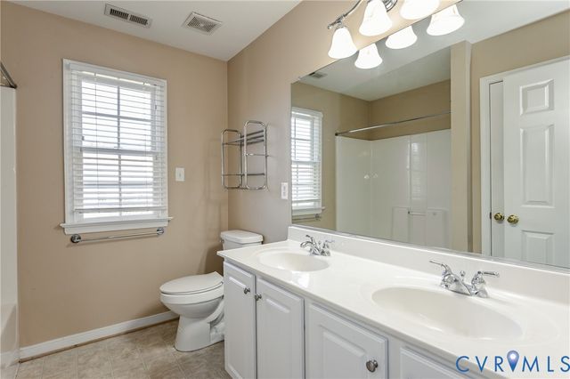 4724 Coachmans Landing Ct, Glen Allen, VA 23059