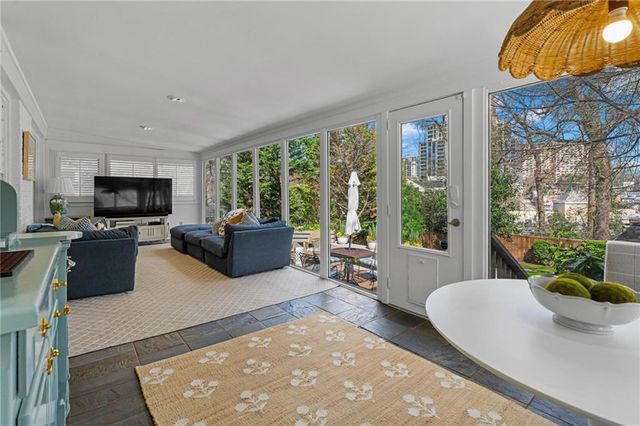 40 Peachtree Hills Avenue NE, Atlanta, GA 30305
