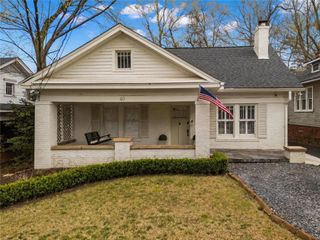 40 Peachtree Hills Avenue NE, Atlanta, GA 30305