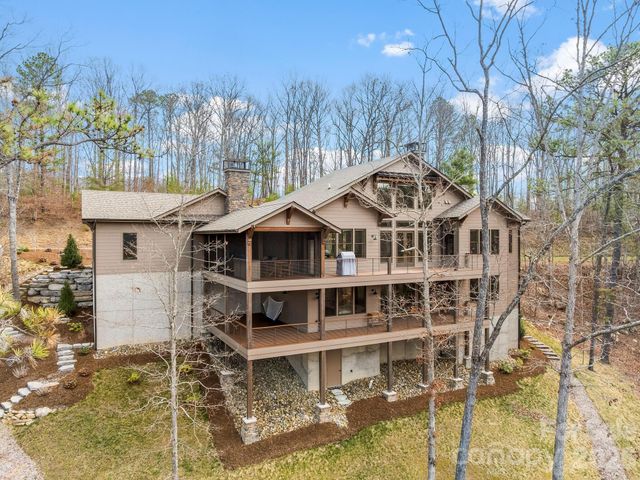 567 Wild River Run, Marshall, NC 28753