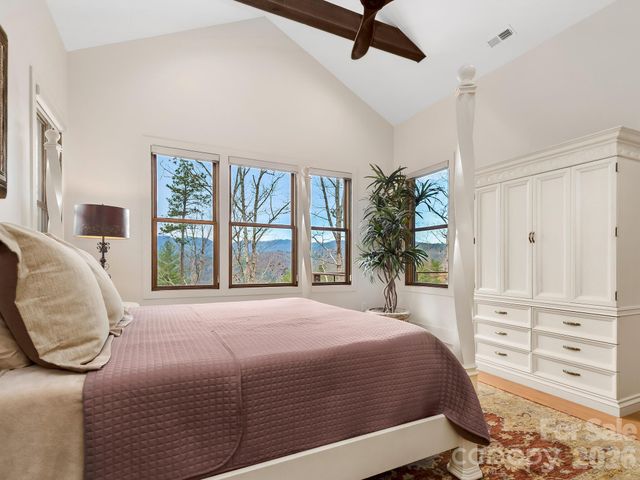 567 Wild River Run, Marshall, NC 28753