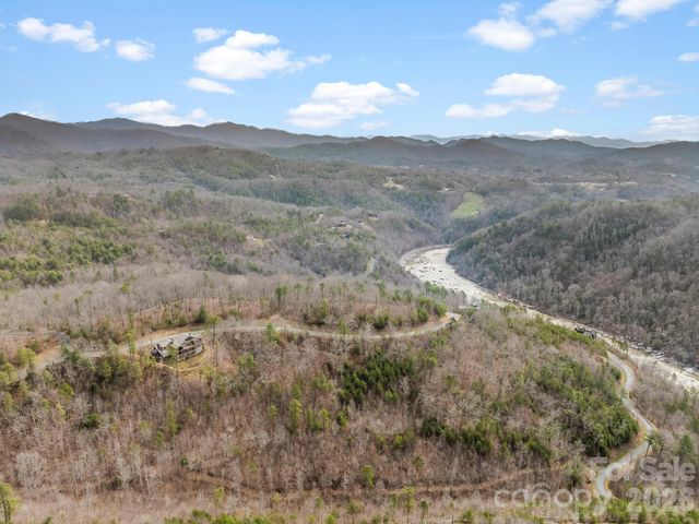 567 Wild River Run, Marshall, NC 28753