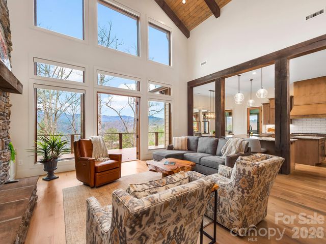 567 Wild River Run, Marshall, NC 28753