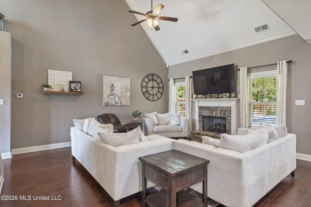 4558 Bakersfield Drive, Nesbit, MS 38651