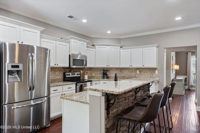 4558 Bakersfield Drive, Nesbit, MS 38651