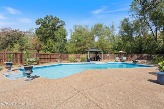 4558 Bakersfield Drive, Nesbit, MS 38651