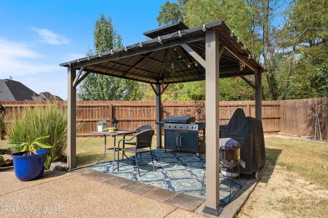 4558 Bakersfield Drive, Nesbit, MS 38651
