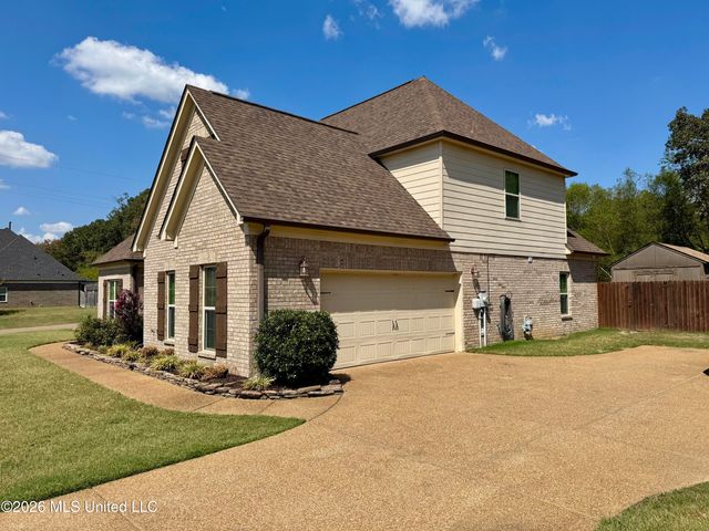 4558 Bakersfield Drive, Nesbit, MS 38651
