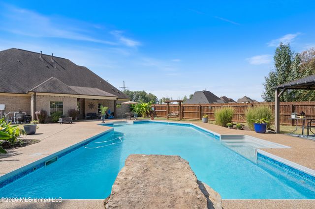4558 Bakersfield Drive, Nesbit, MS 38651