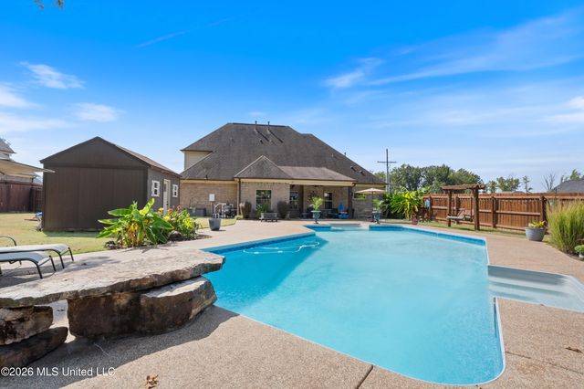 4558 Bakersfield Drive, Nesbit, MS 38651