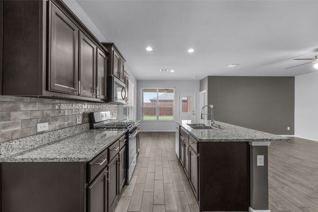 6220 Blacksmith Avenue, Fort Worth, TX 76179