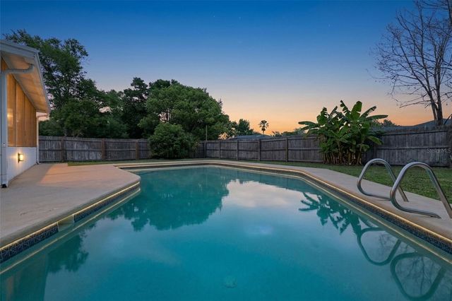 102 N SILVER CLUSTER COURT, Longwood, FL 32750