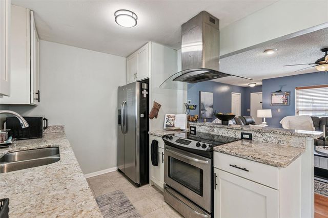 102 N SILVER CLUSTER COURT, Longwood, FL 32750