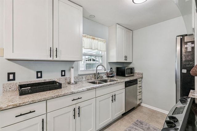 102 N SILVER CLUSTER COURT, Longwood, FL 32750