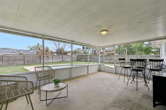 102 N SILVER CLUSTER COURT, Longwood, FL 32750