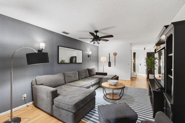 6621 Via Regina 6621, Boca Raton, FL 33433