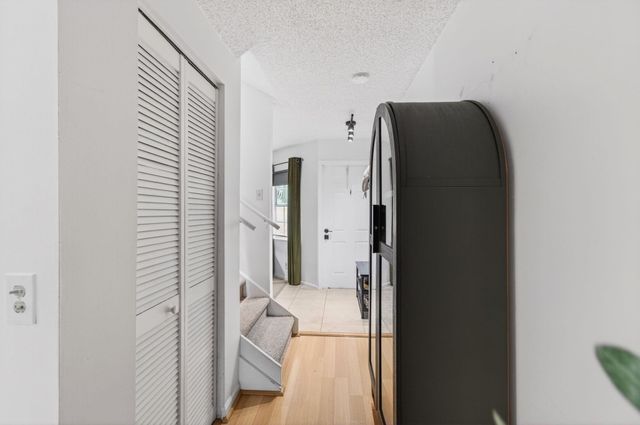 6621 Via Regina 6621, Boca Raton, FL 33433