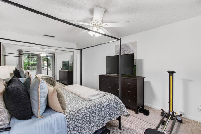 6621 Via Regina 6621, Boca Raton, FL 33433