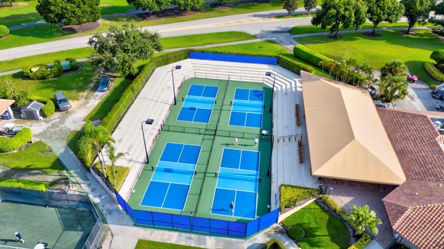 6621 Via Regina 6621, Boca Raton, FL 33433