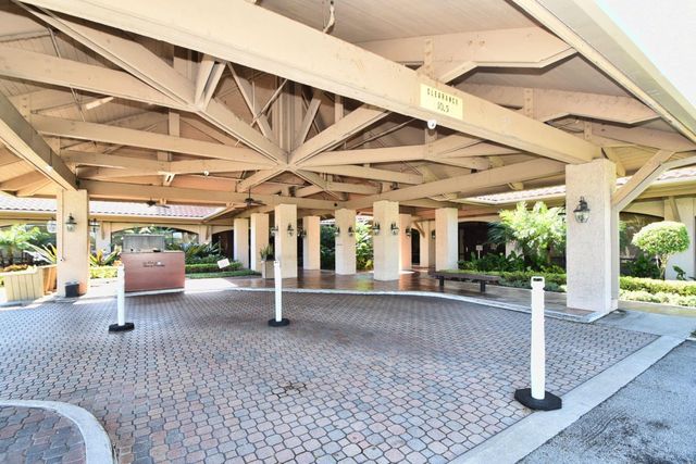 6621 Via Regina 6621, Boca Raton, FL 33433