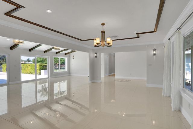 8631 Steeplechase Drive, Palm Beach Gardens, FL 33418