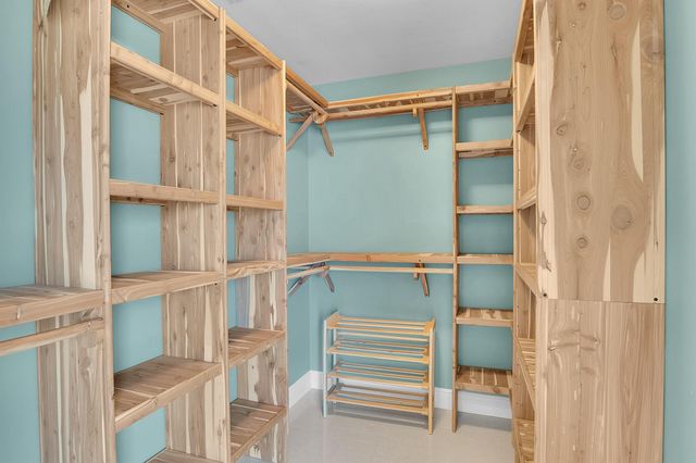 8631 Steeplechase Drive, Palm Beach Gardens, FL 33418