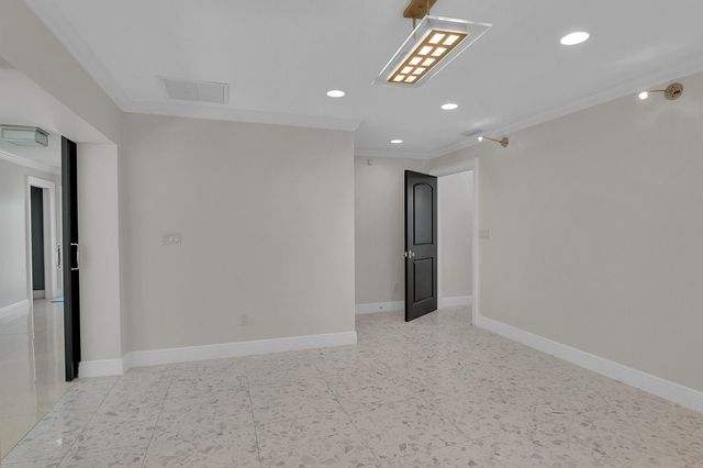 8631 Steeplechase Drive, Palm Beach Gardens, FL 33418