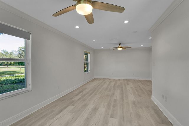 8631 Steeplechase Drive, Palm Beach Gardens, FL 33418