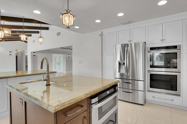 8631 Steeplechase Drive, Palm Beach Gardens, FL 33418