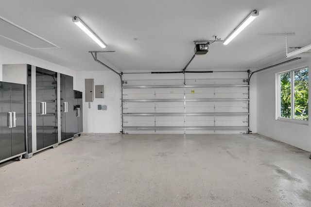 8631 Steeplechase Drive, Palm Beach Gardens, FL 33418