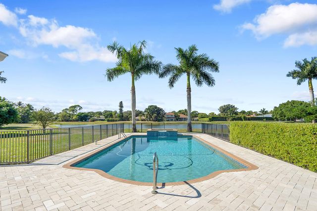 8631 Steeplechase Drive, Palm Beach Gardens, FL 33418
