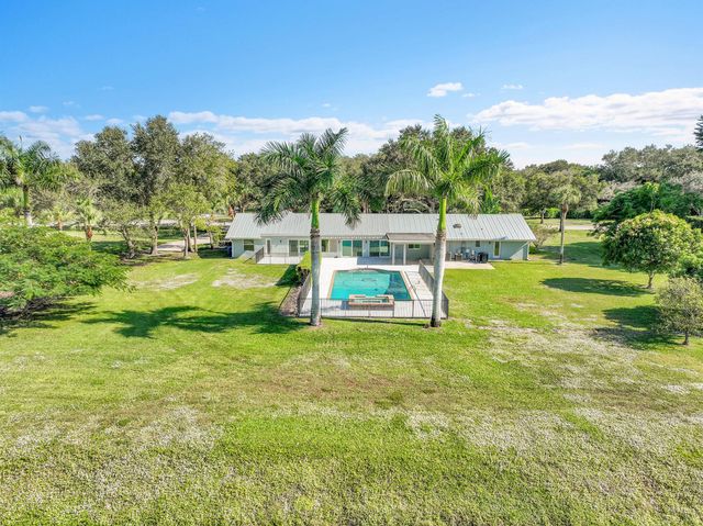 8631 Steeplechase Drive, Palm Beach Gardens, FL 33418