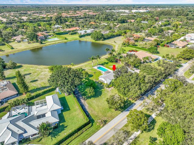 8631 Steeplechase Drive, Palm Beach Gardens, FL 33418