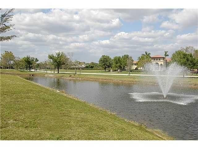 8631 Steeplechase Drive, Palm Beach Gardens, FL 33418