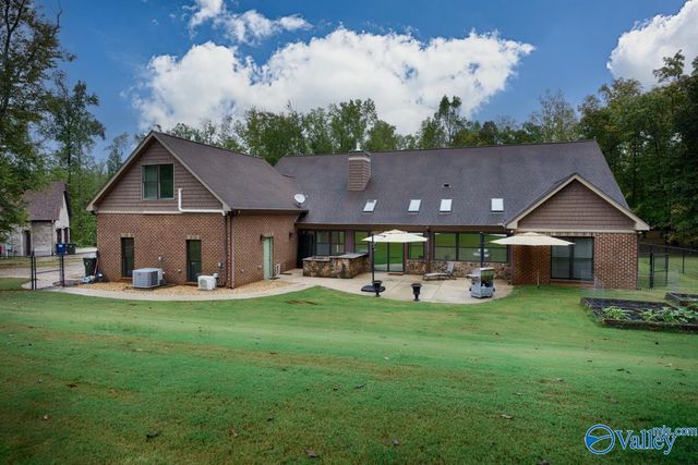 498 Beth Road, New Market, AL 35761