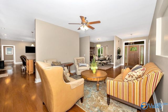 498 Beth Road, New Market, AL 35761