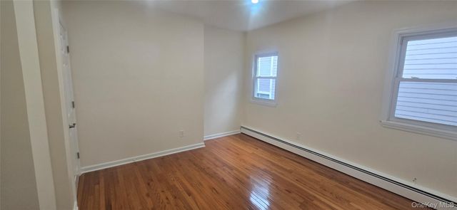 19 Spring Street U - L, Oyster Bay, NY 11771