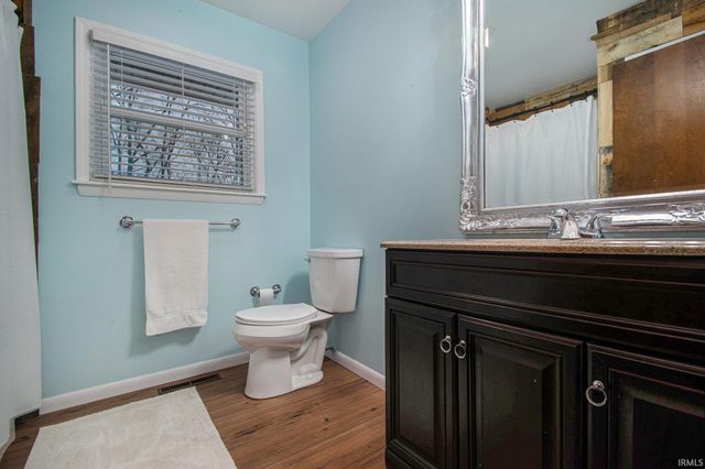 1707 S Briarwood Drive, Warsaw, IN 46580