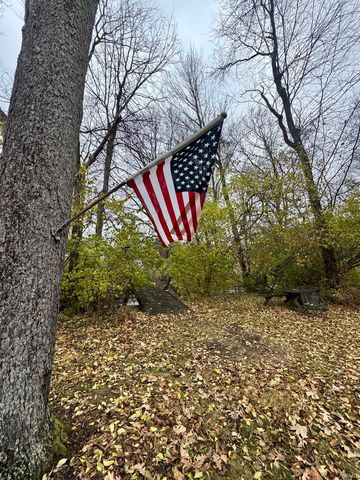 1707 S Briarwood Drive, Warsaw, IN 46580