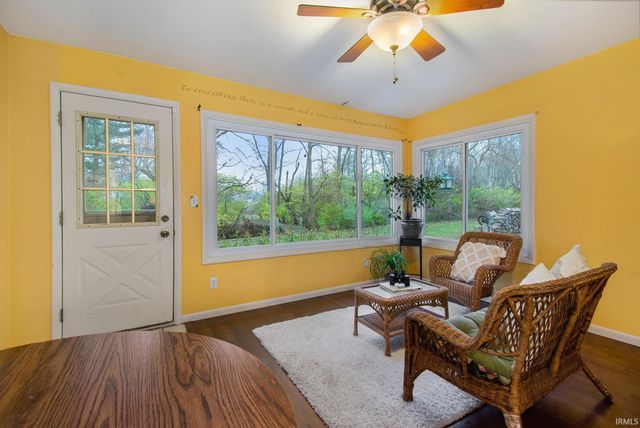 1707 S Briarwood Drive, Warsaw, IN 46580