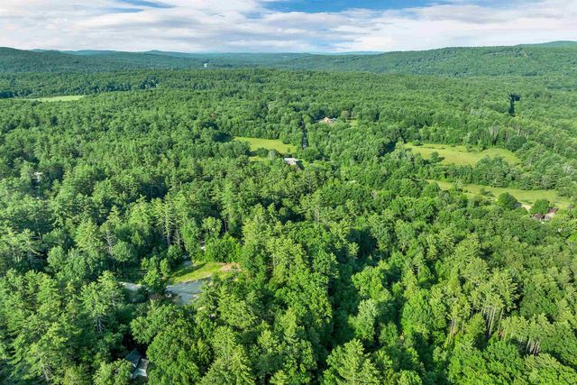 21 Birch Tree Lane, Hillsborough, NH 03244