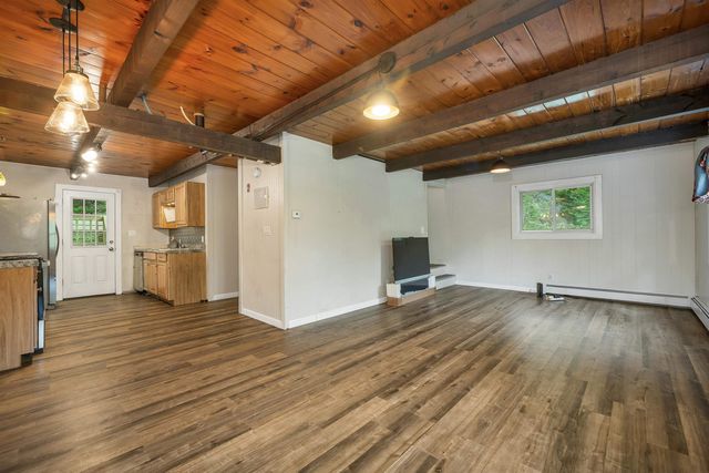 21 Birch Tree Lane, Hillsborough, NH 03244