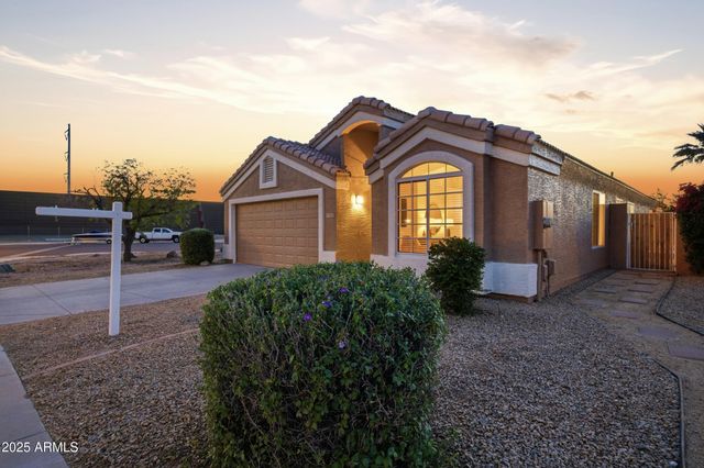 17012 S 27TH Place, Phoenix, AZ 85048