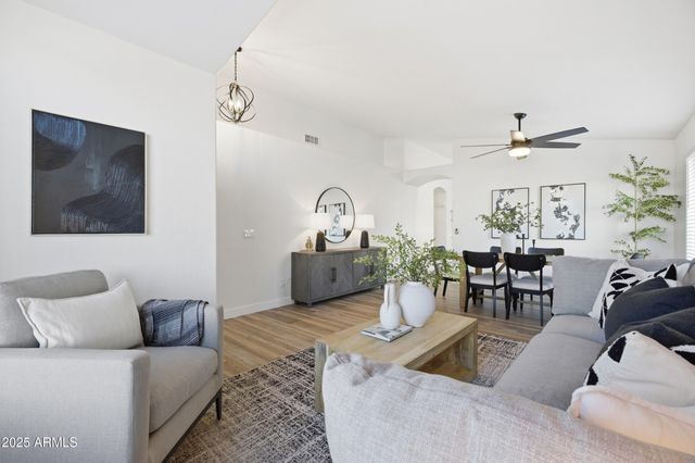 17012 S 27TH Place, Phoenix, AZ 85048