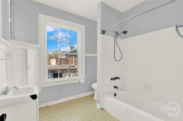 9 E Gordon Street 3, Savannah, GA 31401