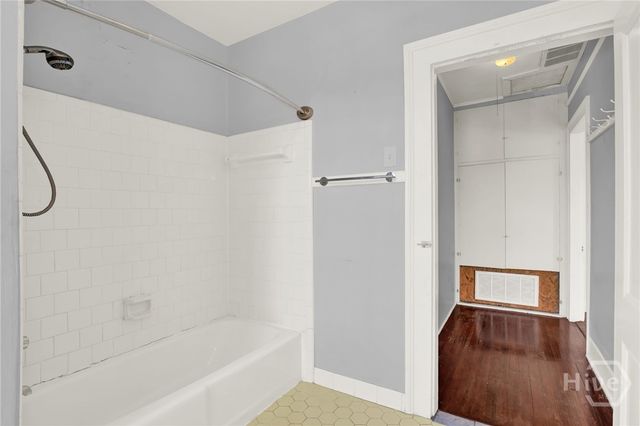 9 E Gordon Street 3, Savannah, GA 31401